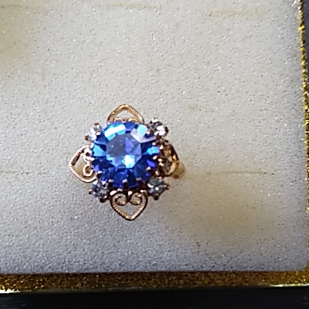 Birthstone Rings - Picture 3 of 3